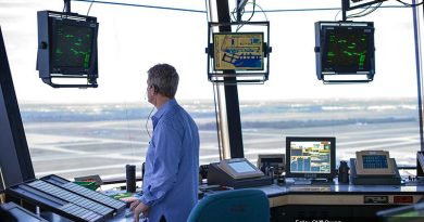 La FAA propone aumentar las horas de descanso de los controladores aéreos para reducir errores